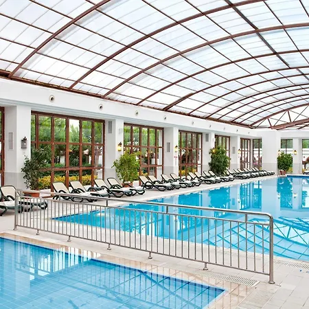 Θέρετρο Kremlin Palace 5*